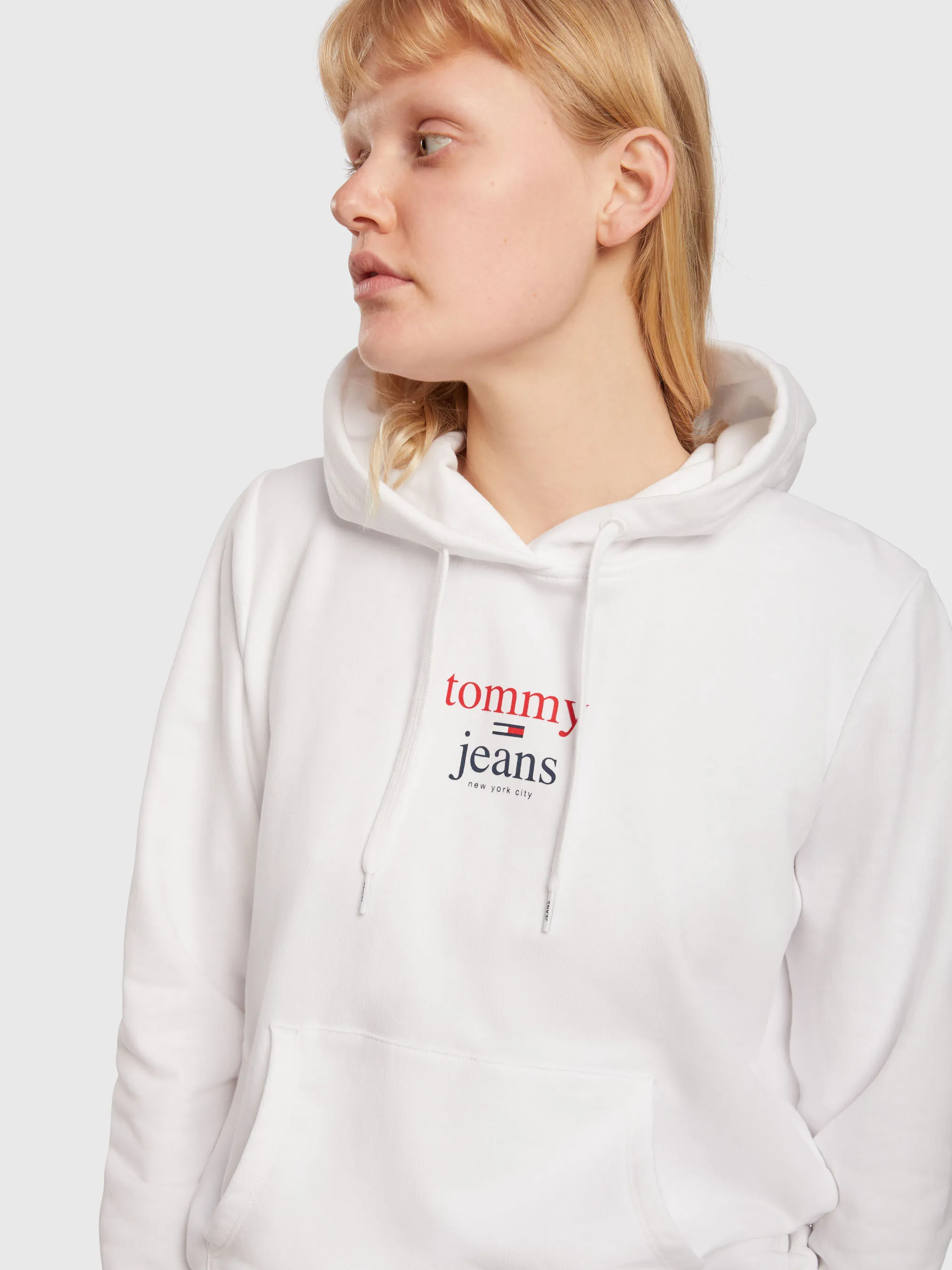 Essential Logo Hoodies | Sweatshirts & Hoodies | Tommy Jeans