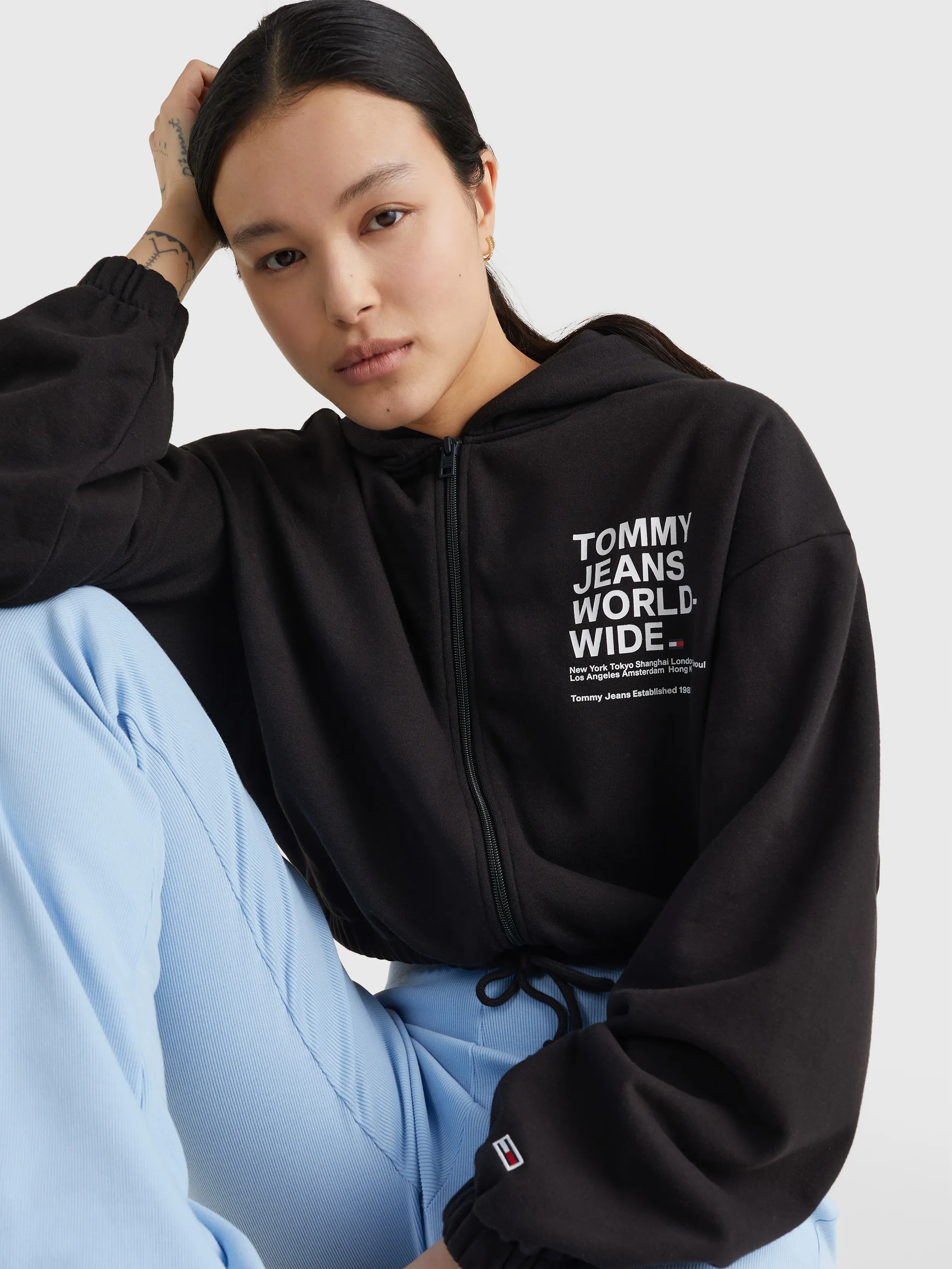 Logo Cropped Zip-Thru Hoodies | Sweatshirts & Hoodies | Tommy Jeans