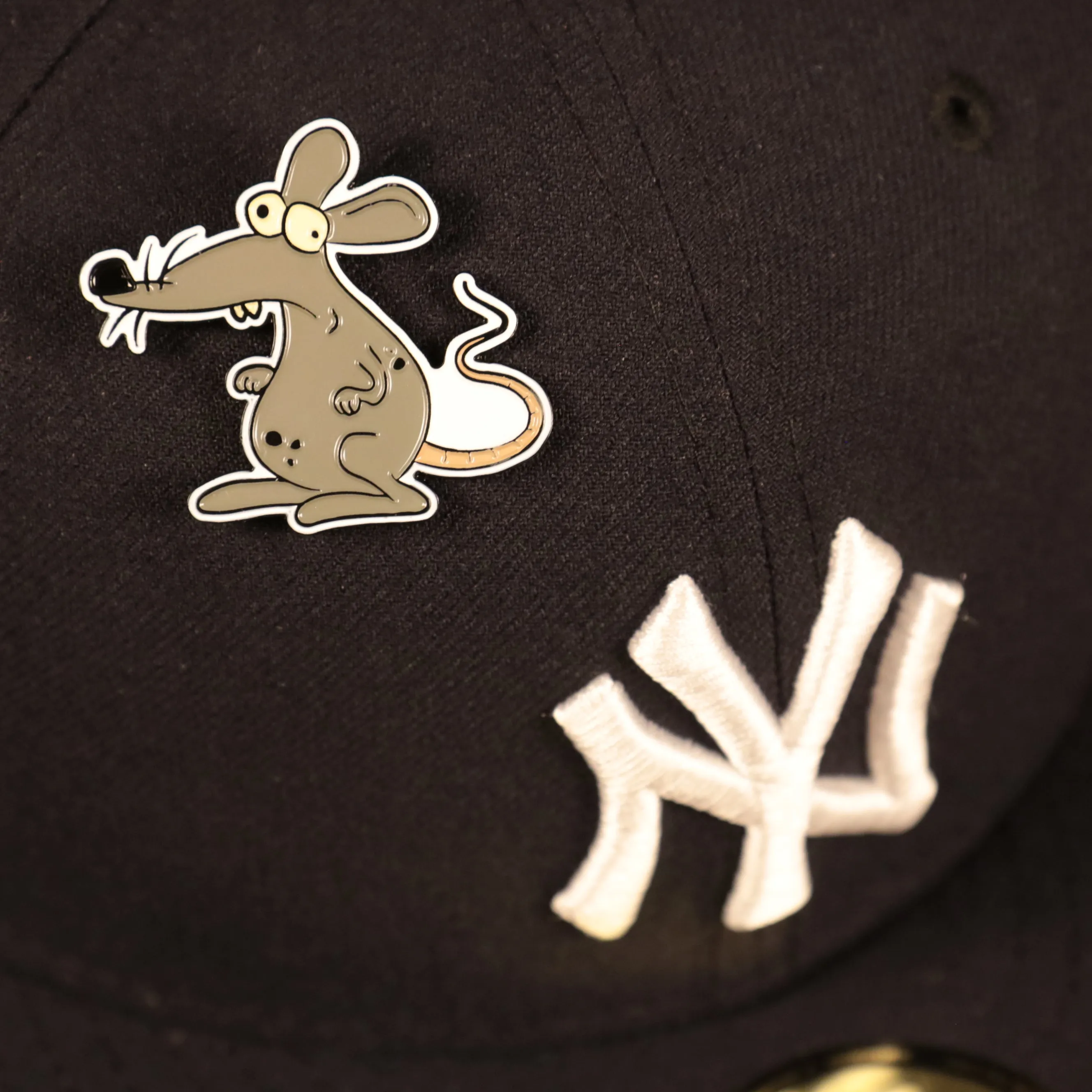 New York Sewer Rat Fitted Cap Pin | Enamel Pin For Hat