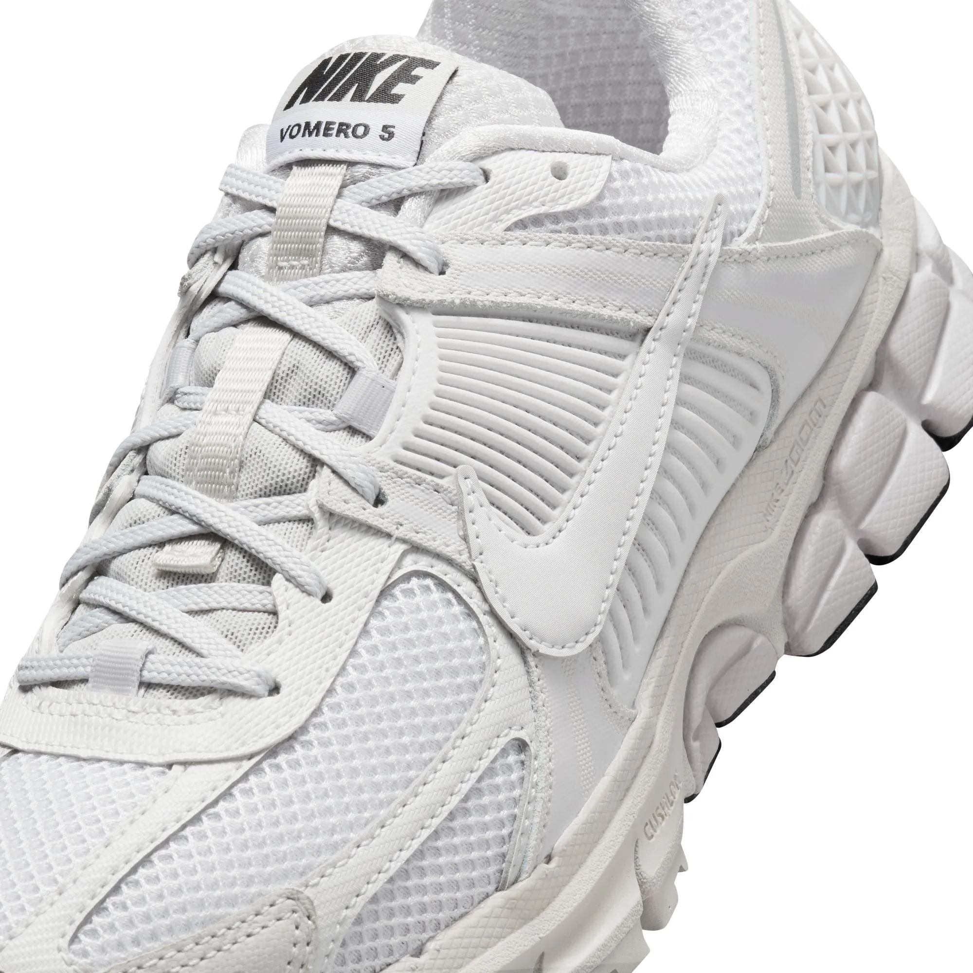 WMNS Nike Zoom Vomero 5 (White/Vast Grey/Black/Sail)